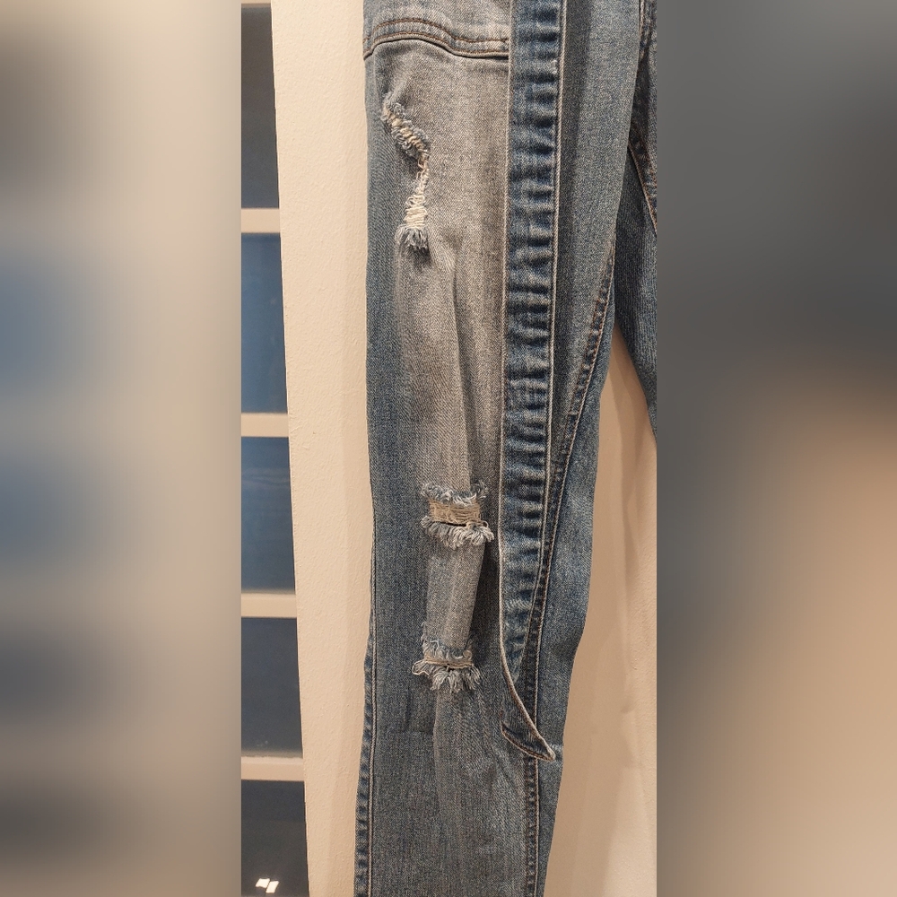 Black Label Blue Straight Leg Jeans Distressed - Picture 4 of 9